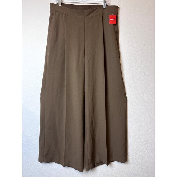 SPANX Pants - NWT Spanx Carefree Crepe Pleated Trouser Chic Brown 1X